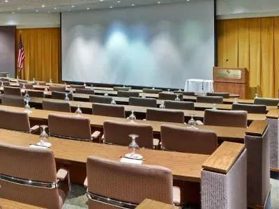 孟菲斯假日酒店 - 孟菲斯大学 酒店 孟菲斯